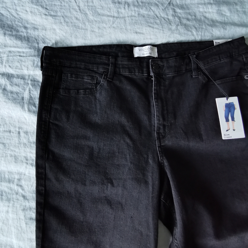 Slim Cropped Women's Capri Jeans